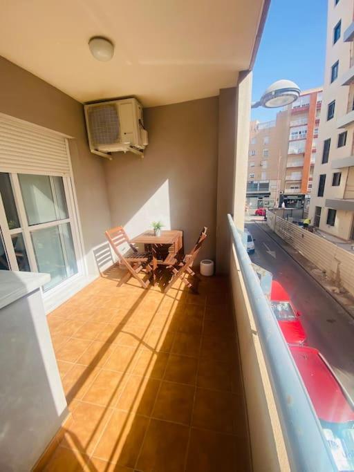 Apartamento De Dos Dormitorios En Almeria. Exterior photo